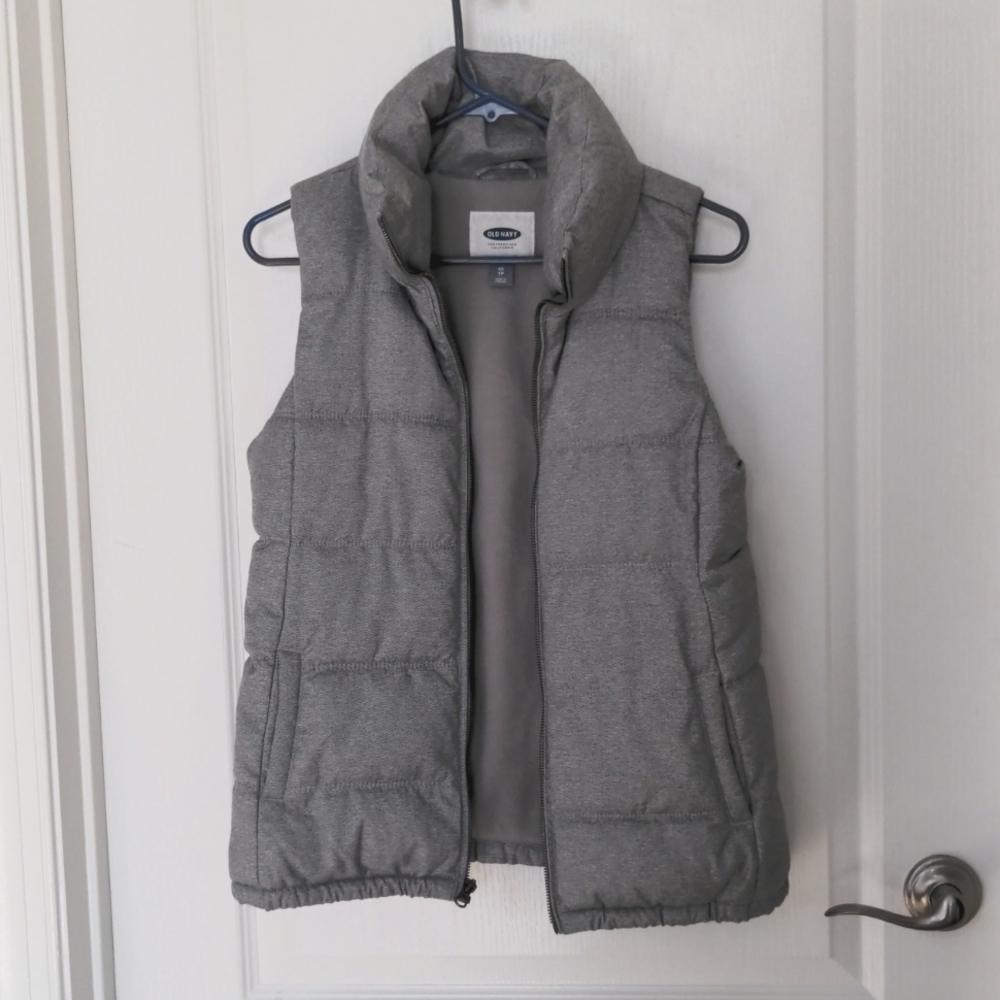 Old Navy Puffer Vest - Light Gray